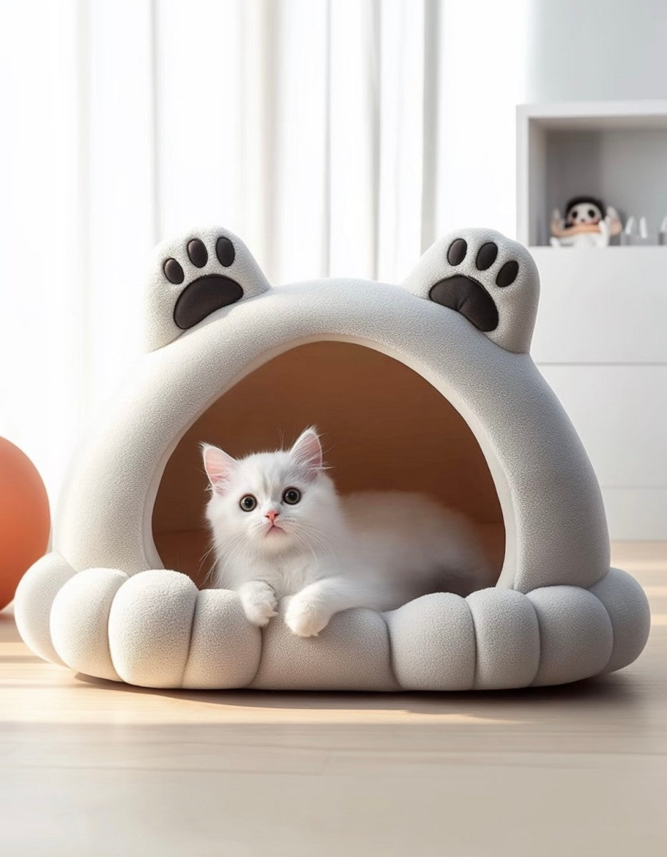 Plush Paw Cat House – Enclosed Cute Pet Bed for Cats and Kittens