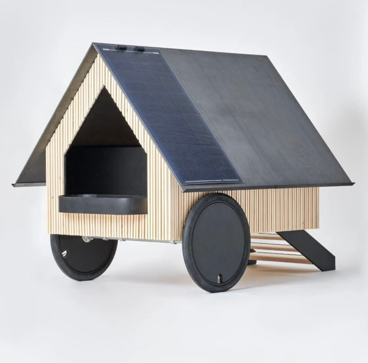 Solar-Powered Mobile Dog House Cart – Portable Outdoor Shelter with Wheels